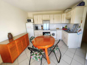 Appartement T2 pour 4 pers, avec piscine, tennis, parking et terrasse, à 400m de la plage - FR-1-607-190